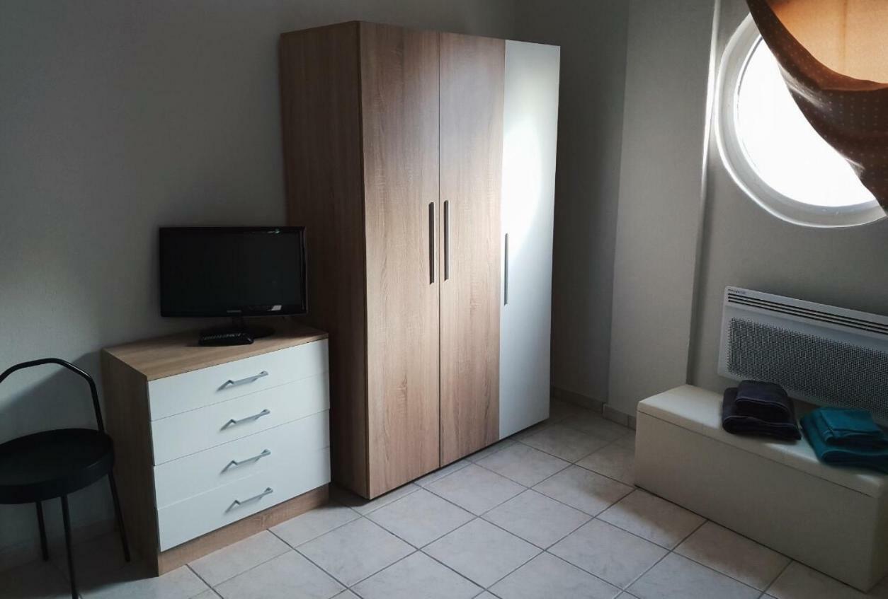 Nana Apartments Peraia  Ngoại thất bức ảnh